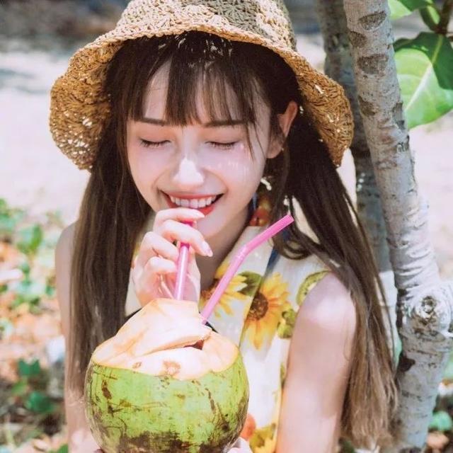 温柔女生头像动漫，温柔的动漫女生头像  满怀希望就会所向披靡微信（就会所向披靡）