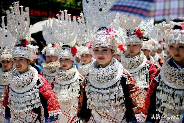 苗族的历史分布语言文字，苗族语言文字简介（苗族在国内一共有多少个分支）