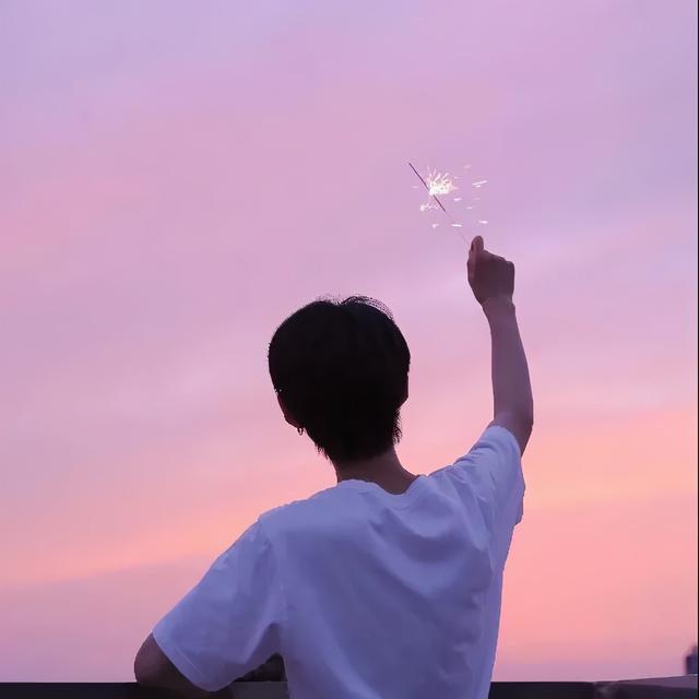 真人头像图片，真人头像（超甜情侣微信头像）