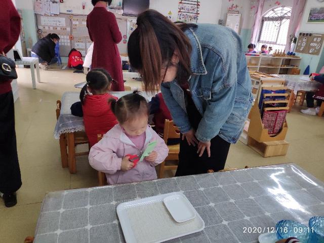 参观幼儿园观摩感受和收获，参观幼儿园心得体会（钟屋幼儿园中四班观摩有感）