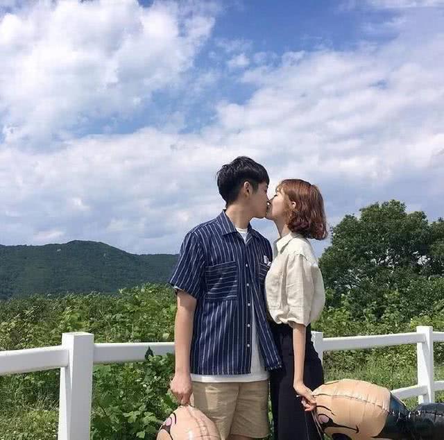 情话大全浪漫情话，情话大全浪漫情话简短（一句比一句经典的情话）