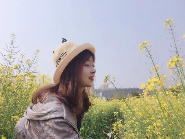 国字脸适合什么发型，大国字脸适合什么发型男生（又方又圆的国字脸该选择什么样的发型呢）