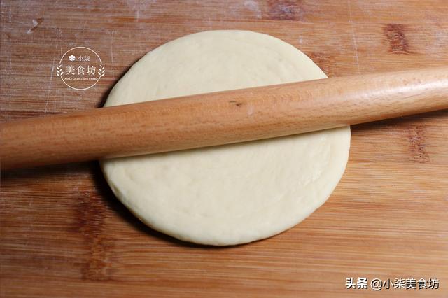 发面烧饼的做法，发面油酥烧饼的做法（发面饼这样做）