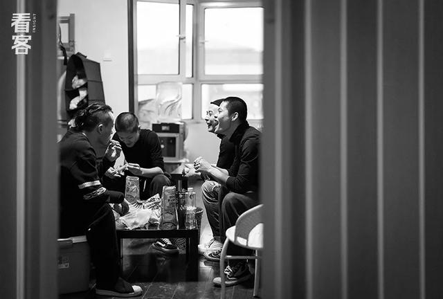 北京现代音乐研修学院是几本，北京现代音乐学院是一本吗（发不出工资的舞团：这帮人）