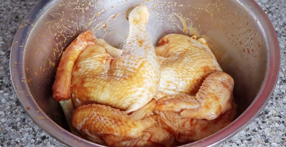 图片[3]-【砂锅焗鸡】做法步骤图 出锅香气四溢 鸡肉鲜嫩多汁-起舞食谱网