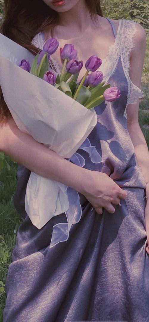 自截网易云歌词壁纸/如果爱意难平 就把爱藏心底，网易云歌词界面壁纸（小众ins风壁纸/纵然是齐眉举案图片）