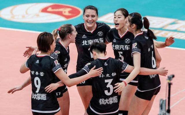 王珞丹身高，王珞丹身高173cm（女排1米96“王珞丹”蹿红）