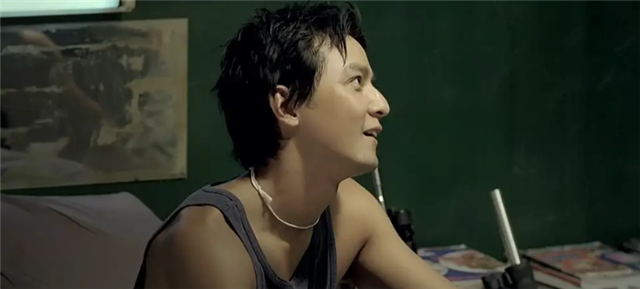 2005年,郭富城意识到自己要转型了,《三岔口》的出现,成就了他