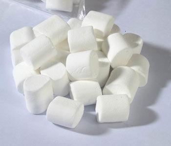 面粉增白剂，面粉里究竟要不要加增白剂（一斤面粉放多少增白剂）