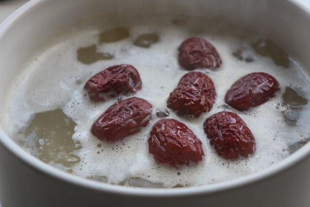 山药红枣粥怎么做，山药红枣粥怎么做补气血（9月多给孩子喝这粥）