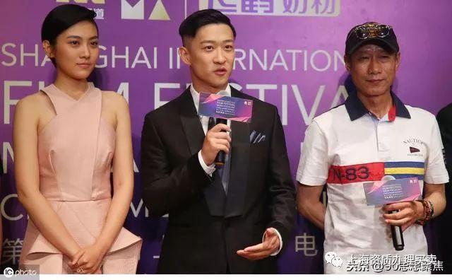 曹云金13年晚会相声的甄嬛体台词是什么 ，曹云金13年晚会相声的甄嬛体台词是什么 （如果他推门进来喊声师父我会一把抱住他）