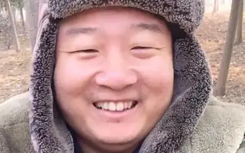 得得得得得是什么梗，得得得表示什么意思（8000多人看她蹲大号）