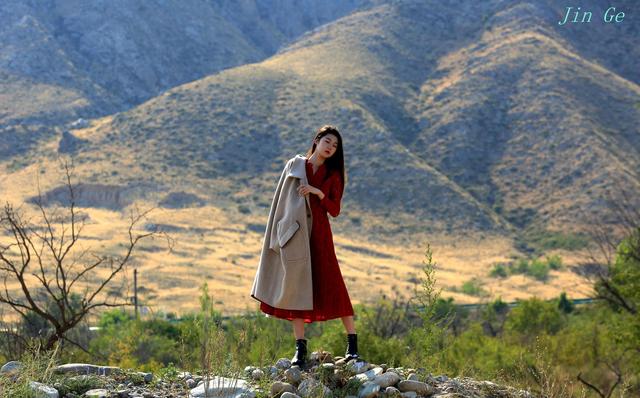 群山的好词好句，群山之巅好词好句（群山如黛 岁月萦香）