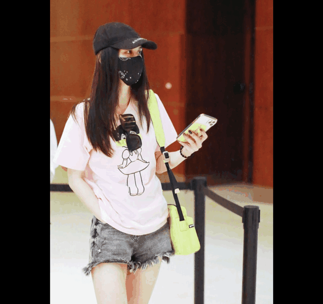 黑粉是什么意思，快手黑粉是什么意思（最美的“黑粉撞色”搭配）