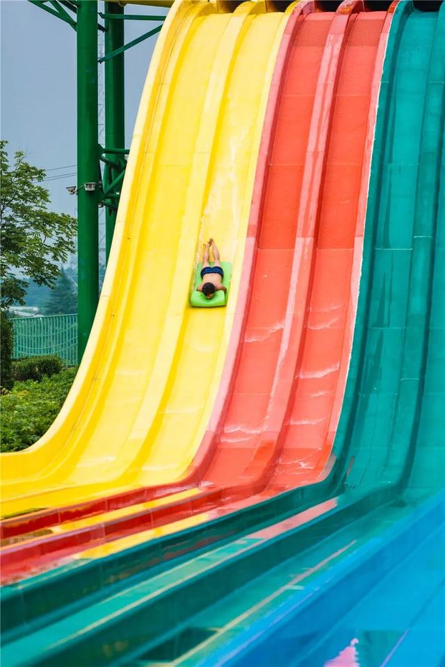 南京欢乐水魔方，水上乐园哪里比较好玩（南京潮人盛夏玩水必备属性）