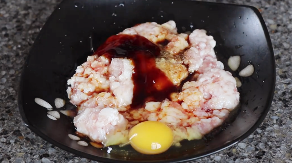 图片[2]-【香辣蒸茄盒】做法步骤图 一次做一大盘 全家人抢着吃撑了-起舞食谱网