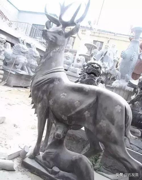 鹿在风水中的象征意义，鹿在风水中的象征意义家里挂画注意什么（“石”来运转）