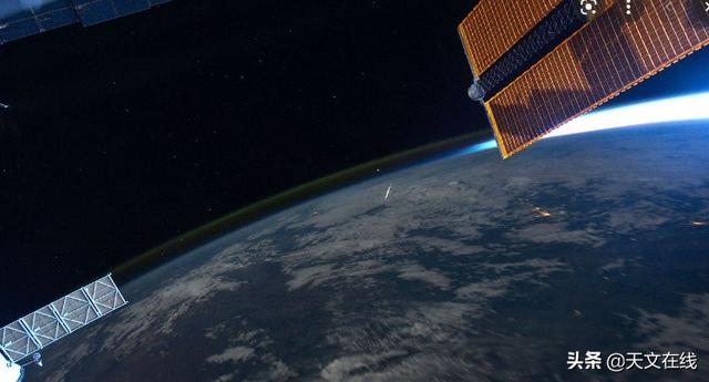 为什么天空中会出现流星，天空上的流星是什么原因造成的（你想知道的都在这里）