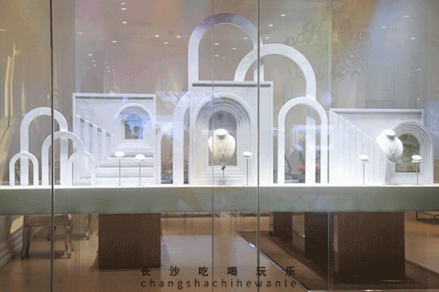 小天才z1s和z5的区别，小天才z5和z5（吃喝玩乐购5折起一网打尽）