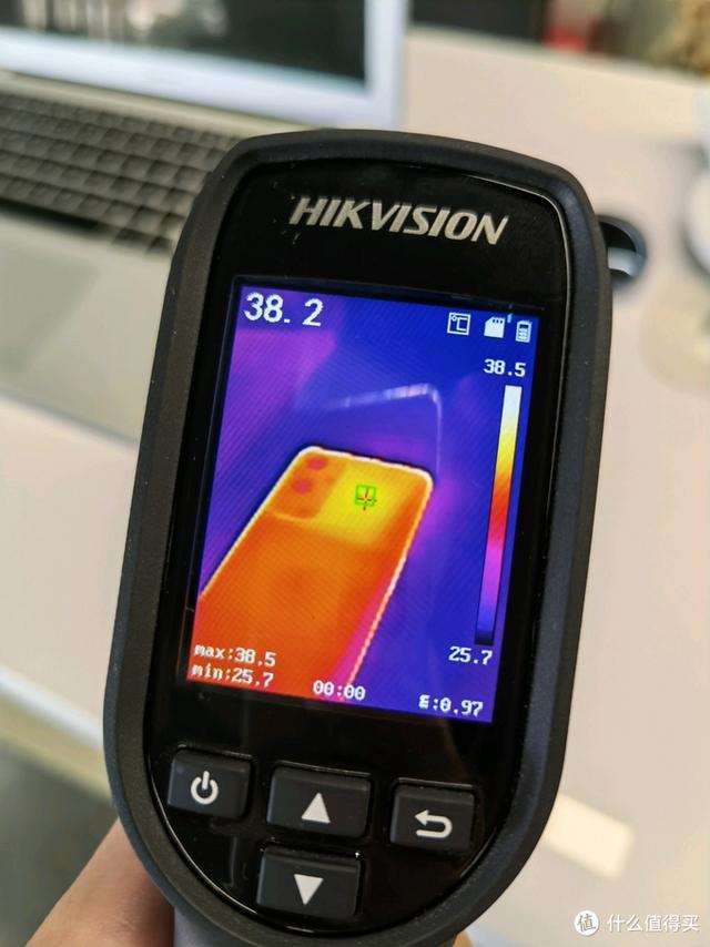 一加和oppo，一加手机是oppo的吗（谈谈我选择一加9Pro的购买取舍）