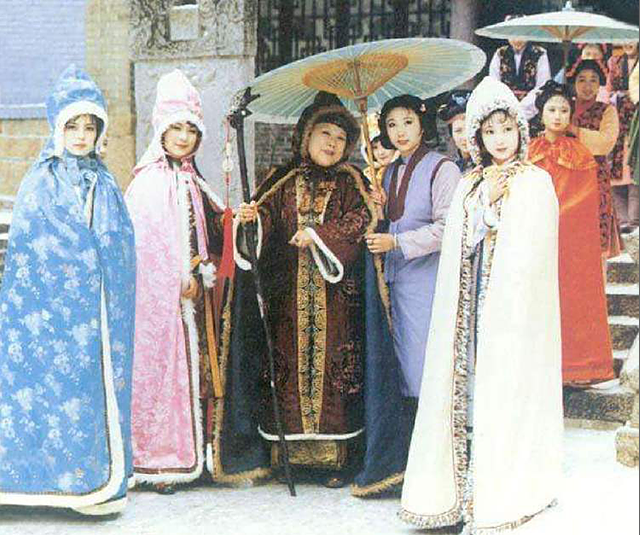 红楼梦87版与2009版对比，87版红楼梦形象经典