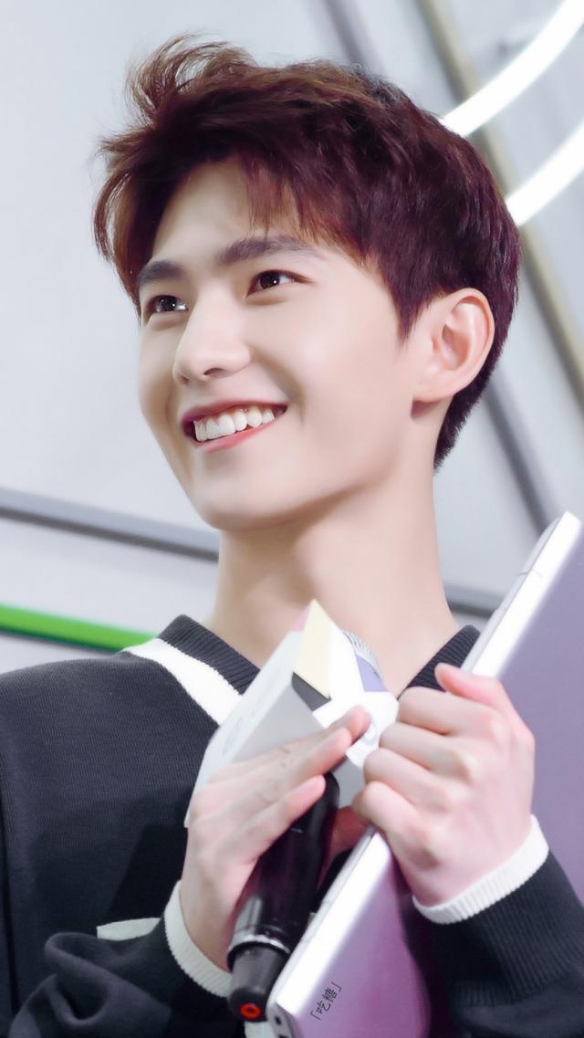 唐人影视旗下艺人名单，唐人影视旗下艺人排名（欢瑞世纪为什么和唐人一样留不住人）