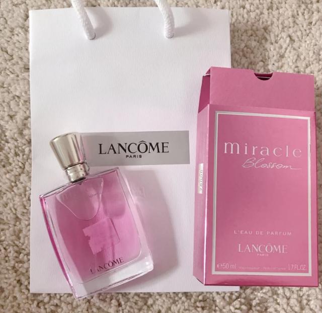 兰蔻是哪个国家的品牌，兰蔻是欧莱雅集团旗下品牌（大牌也有鸡肋款）