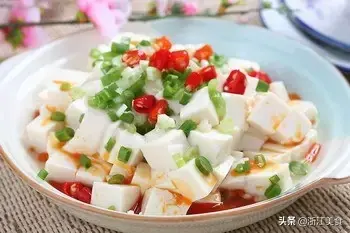 嫩豆腐的做法大全凉拌，小葱拌豆腐的5种做法