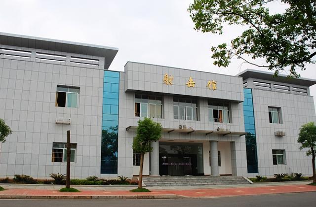 湖南有哪些文科二本大学，湖南的二本文科大学有哪些（60%的毕业生能成为公务员）