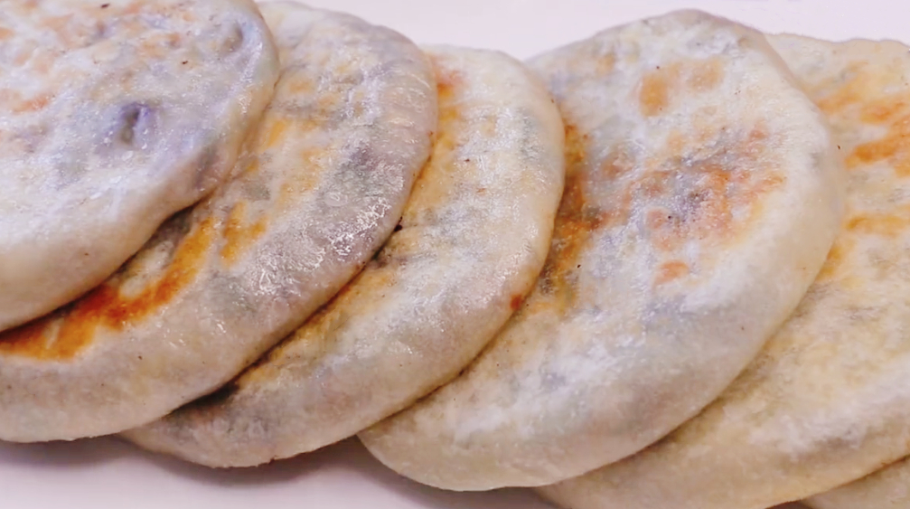 【馬齒莧餡餅】做法步驟圖 不炒不涼拌 一頓吃2個比吃肉還香-起舞食譜網