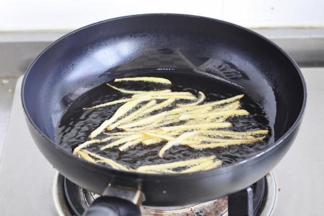 麻油猪肝，好吃美味做法简单（麻油猪肝图片）