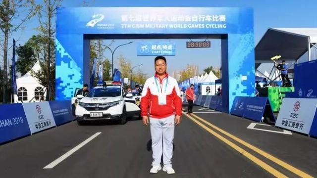 黄淮学院学生处，2021级黄淮学院新生开学时间和入学指南及入学军训考试（黄淮学院三名师生执裁世界军运会）