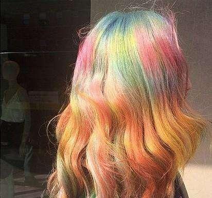 自己染发怎么染，自制染白发的最佳方法（自己在家染头怎么染）