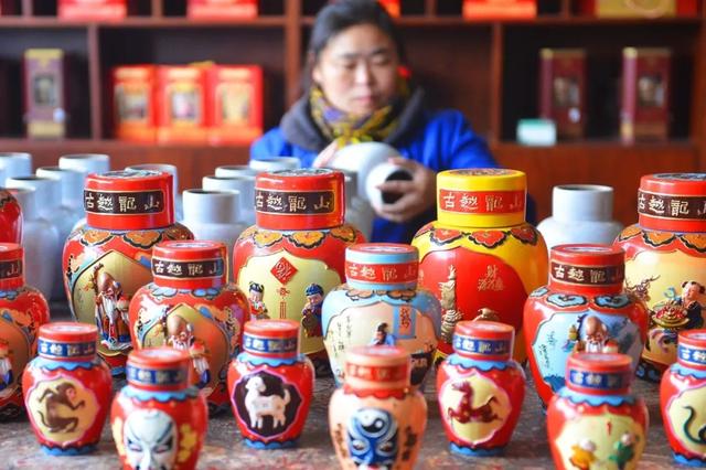 哪里的黄酒比较有名，最新白酒排行榜前十名（为什么佼佼者偏是绍兴酒）