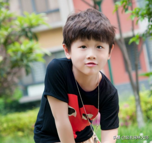 男孩顺口响亮小名，男孩顺口响亮乳名大全（72个通俗易懂的“宝宝乳名”）