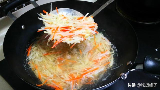 洋姜片的腌制方法，腌制洋姜的做法及配方（秋天洋姜正当季）