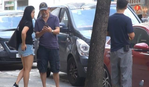 元奎元彪元华元秋什么关系，元华,元秋,元彪是什么关系（一代武星辈分高过成龙生活中是尊重妻子的老婆奴网友）