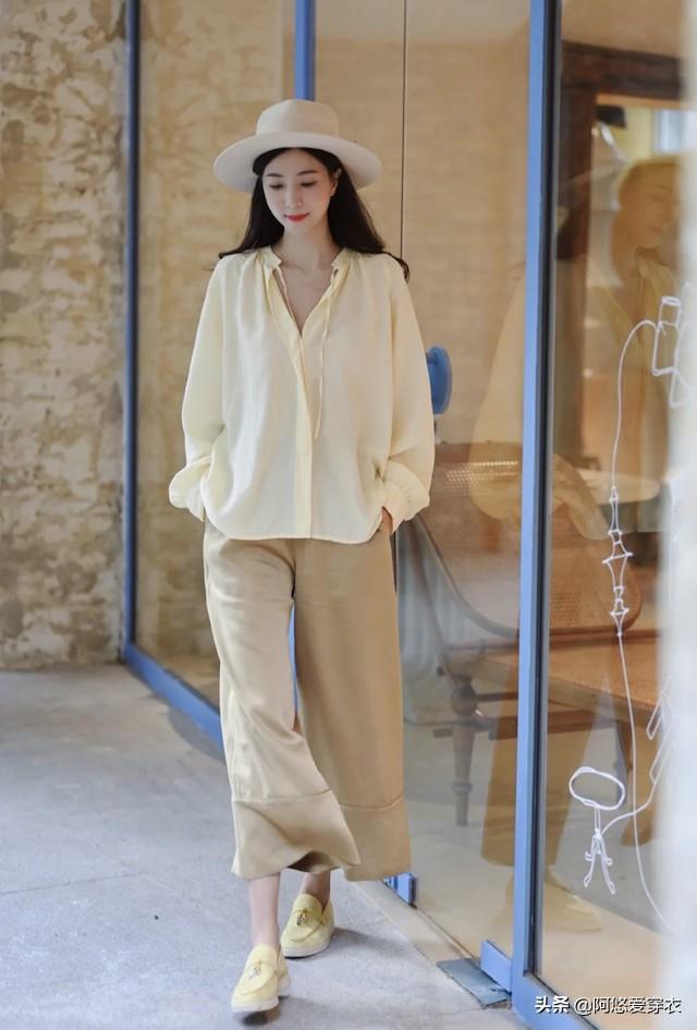 杏色衣服搭配什么颜色内搭，杏色搭配什么上衣（最正确的配色指南送你）