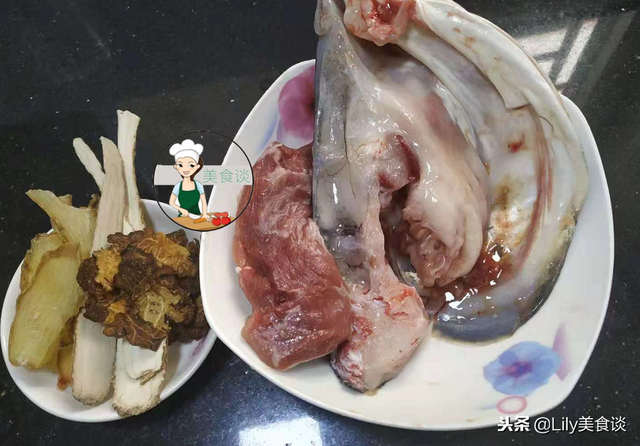 女人吃天麻的好处，女人吃天麻的好处是什么（女人要勤喝这道汤）