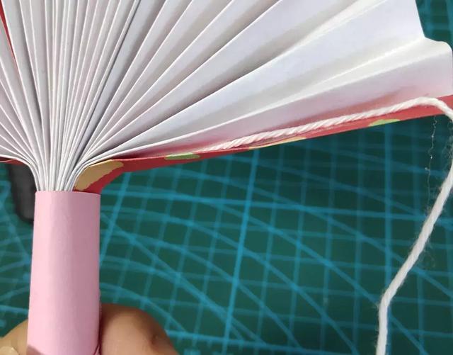 纸扇子的做法，纸扇子的做法描述（教你做5款夏季手工扇）