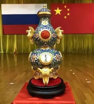 景泰蓝是什么地方的，景泰蓝的原产地在哪里（为什么你的景泰蓝越放越不值钱）