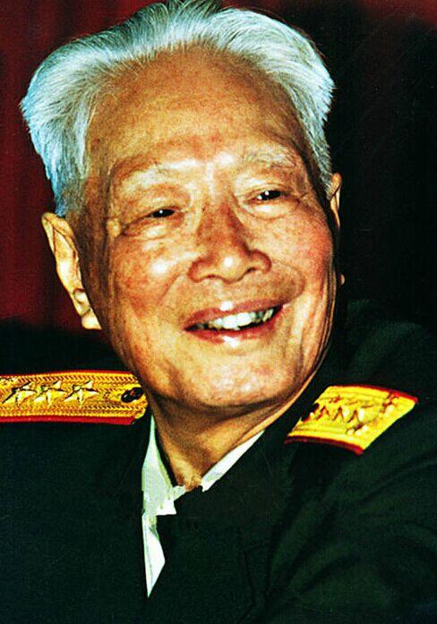 张震怎么死的，邓小平：比我小10岁（张震讲故事死了是真的吗）