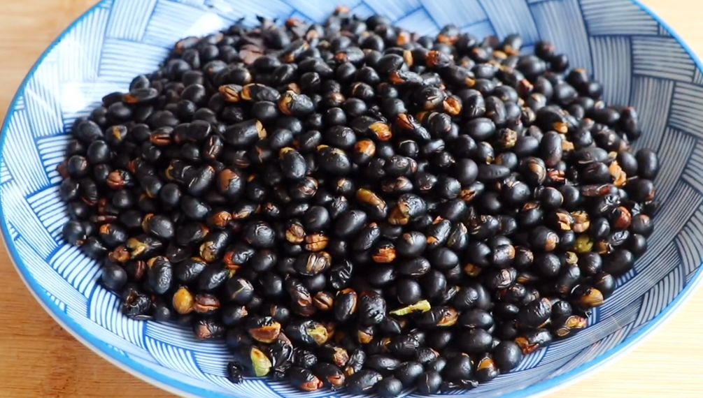 圖片[3]-【黑豆黑米丸】做法步驟圖 頭發(fā)黑了睡得也香 人漂亮-起舞食譜網(wǎng)