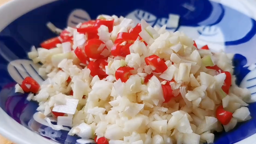 圖片[4]-【蘿卜丸子】做法步驟圖 外酥里嫩營養(yǎng)美味 上桌就光盤-起舞食譜網(wǎng)