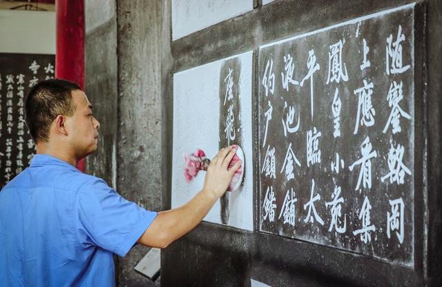 去西安应该怎么玩，去西安应该去哪玩（看遍十三朝古都历史变迁）