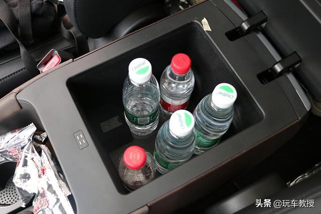 东风m7商务车1.8T，东风m7商务车1.8T油耗（换装1.8T，配备航空级座椅）