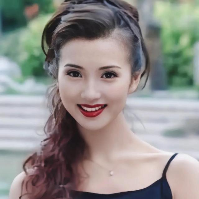 明星照片女生头像 漂亮，女明星头像微信（每一张图片都可以拿去做头像）