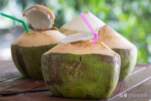 如何挑选椰子，如何挑选椰子汁（就喜欢这样挑椰子的顾客）