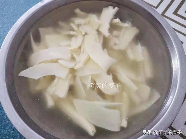 干竹笋怎样泡发好，干竹笋怎样泡发好吃又脆（简单两步就搞定）