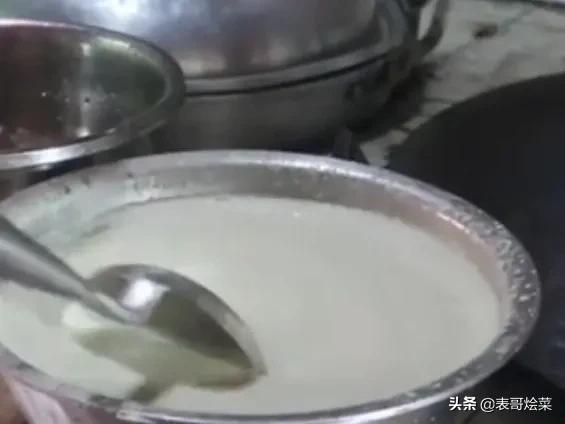 白凉粉是什么东西，白凉粉是什么东西做出来的（夏日：广西香肉荔枝靠边站）